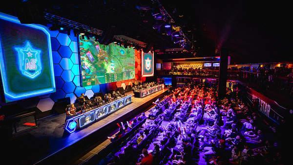 【数据前瞻】 Bilibili Gaming vs LNG Esports 谁能保持在登峰组的不败纪录