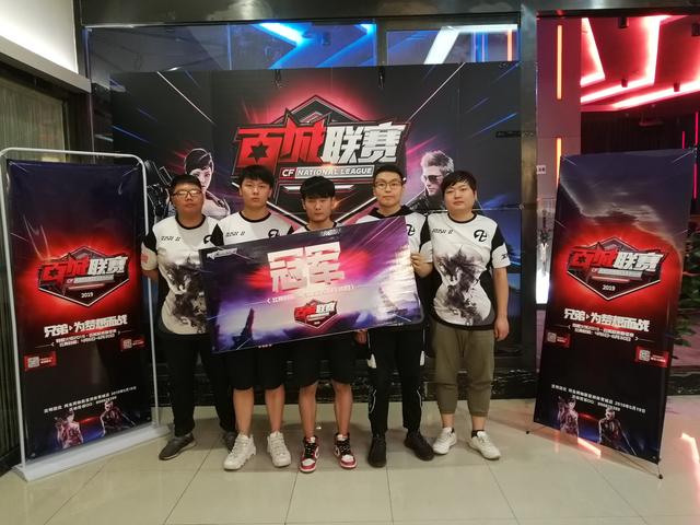 不愧是GZI，GALA成为LPL第二位AD位置FMVP