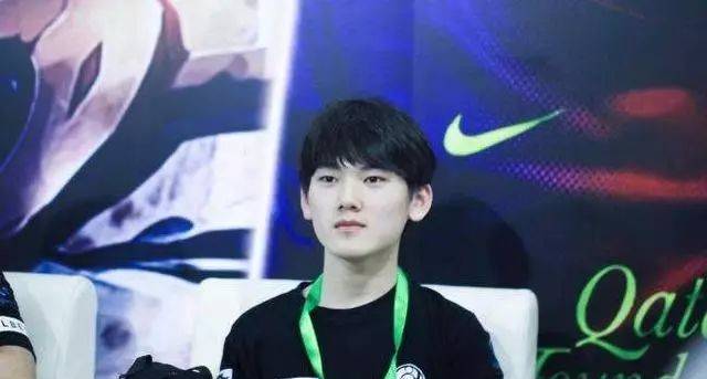 【赛前预告】2020KPL秋季赛11.26赛程，重庆QGhappy vs 武汉eStarPro，RNG.M vs 佛山GK
